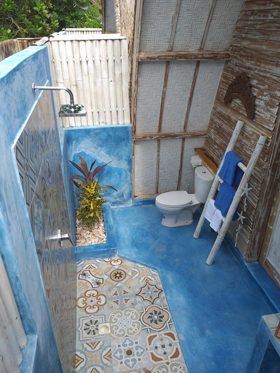Casa Azzurra Bed & Breakfast Gili Air Exterior photo