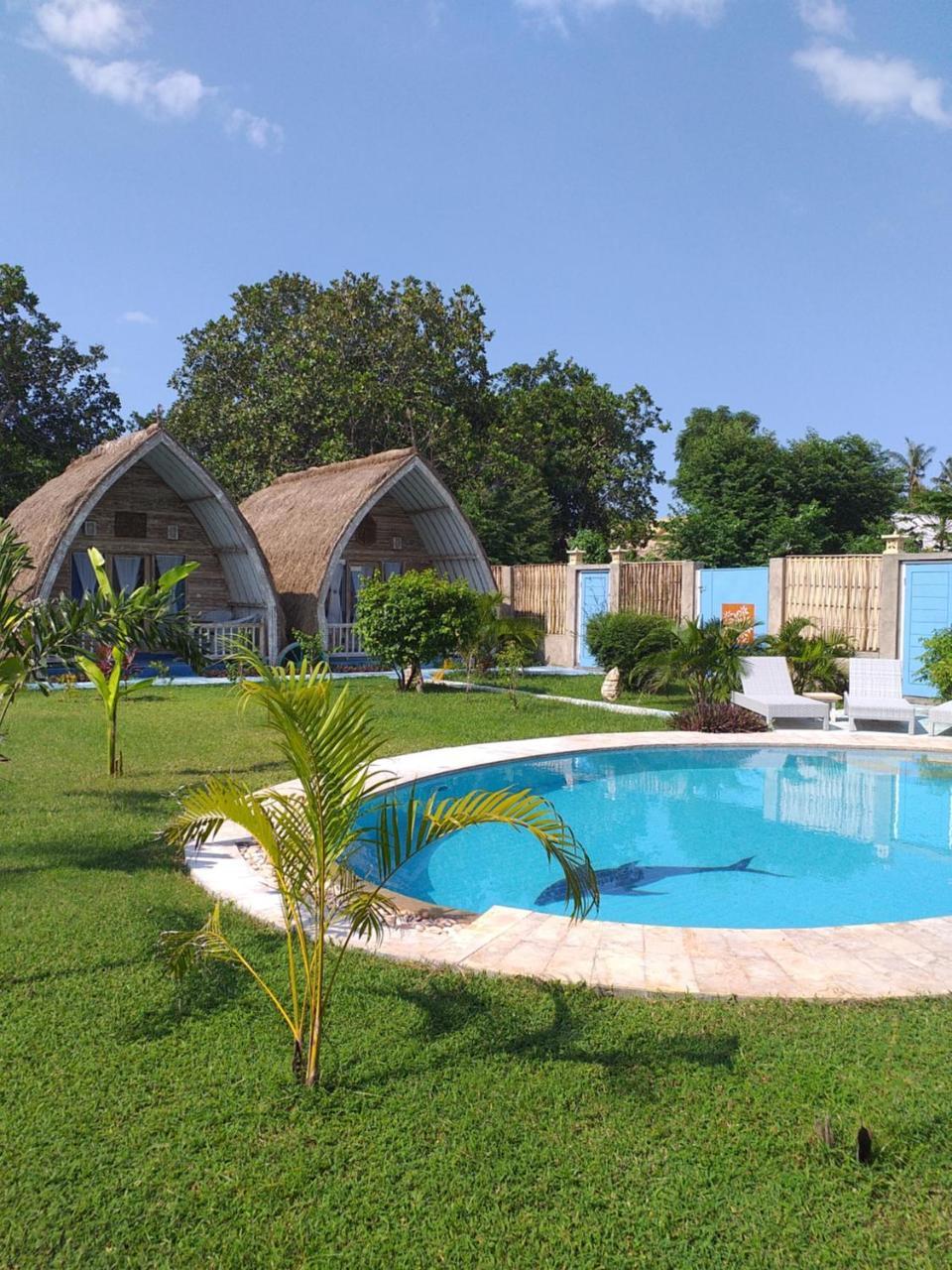Casa Azzurra Bed & Breakfast Gili Air Exterior photo